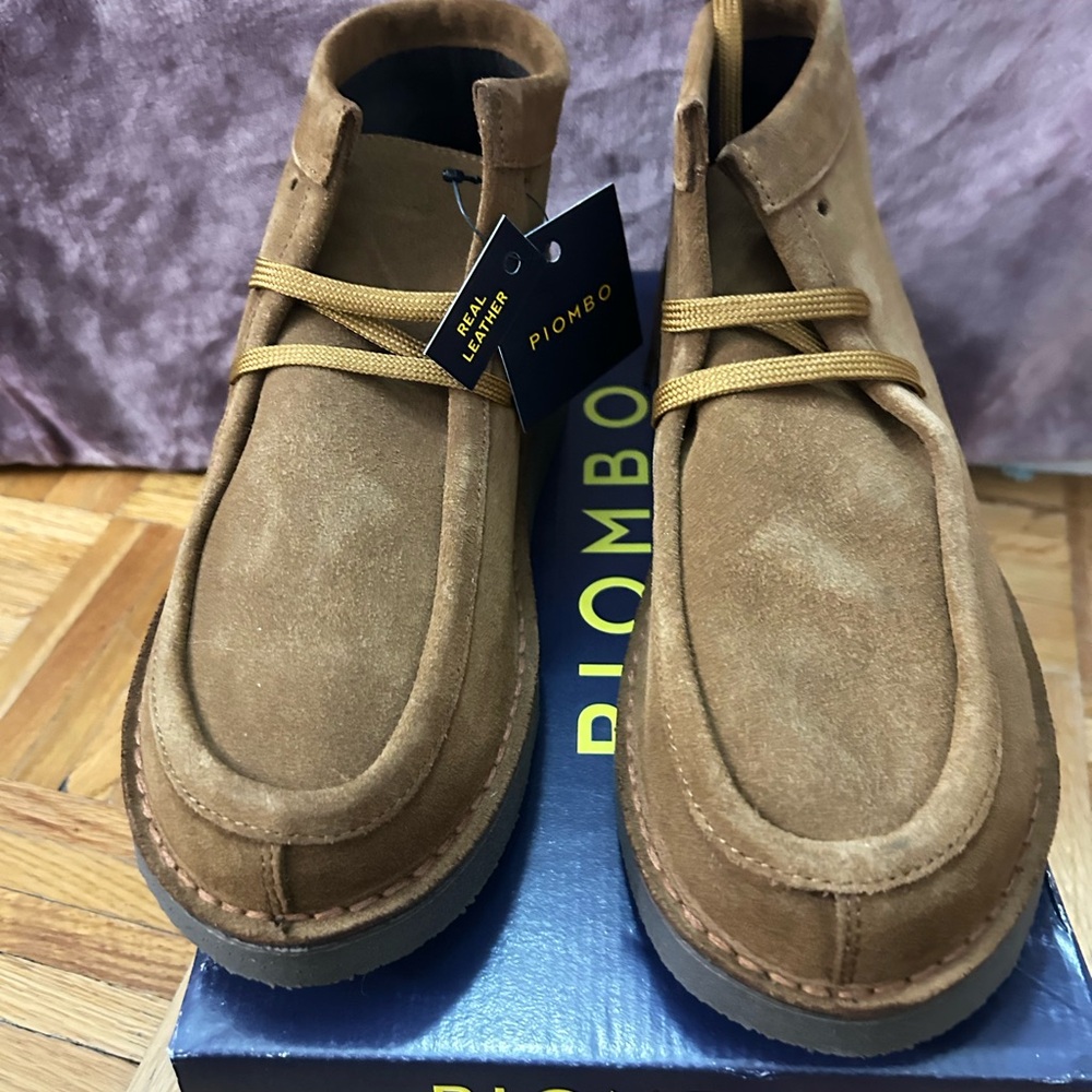 Piombo Men's Tan Suede Chukka Boots